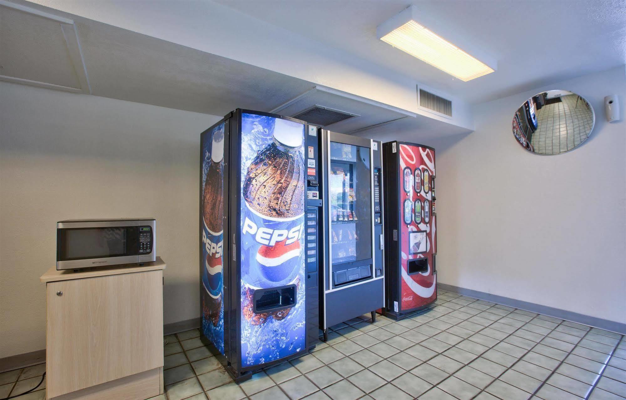 Motel 6-Valdosta, Ga - University Экстерьер фото