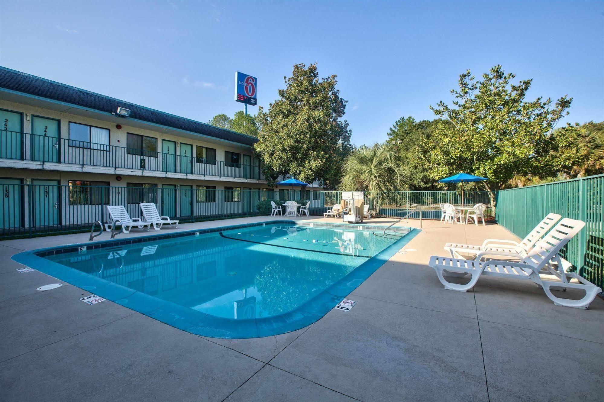 Motel 6-Valdosta, Ga - University Экстерьер фото