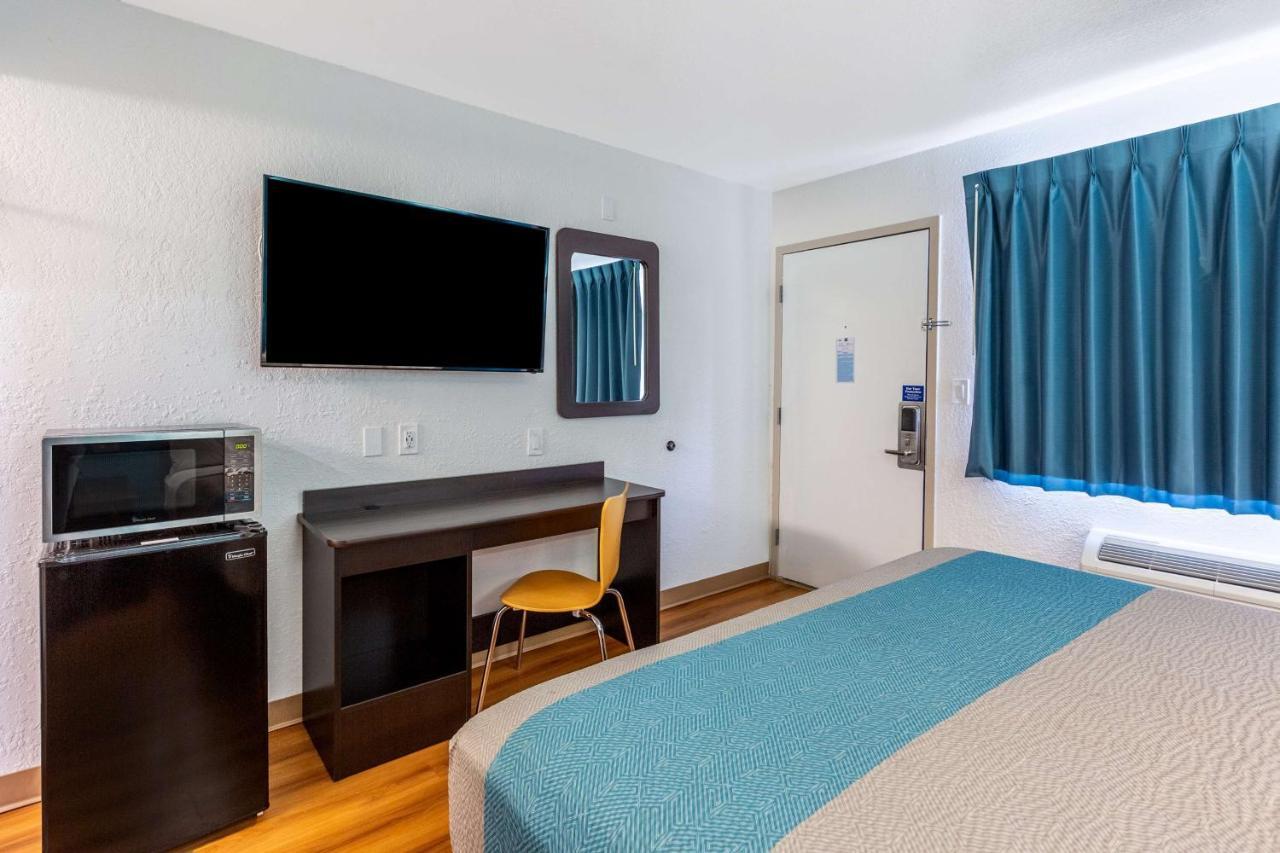 Motel 6-Valdosta, Ga - University Экстерьер фото