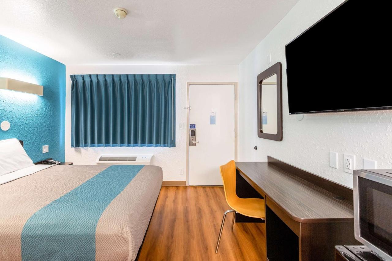 Motel 6-Valdosta, Ga - University Экстерьер фото